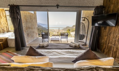 Ege ve Akdeniz’in Kesiştiği Yer: Fethiye’de İzole Bir Tatil Deneyimi